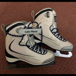 Lake Placid Ladies Supreme Figure Skates size 5